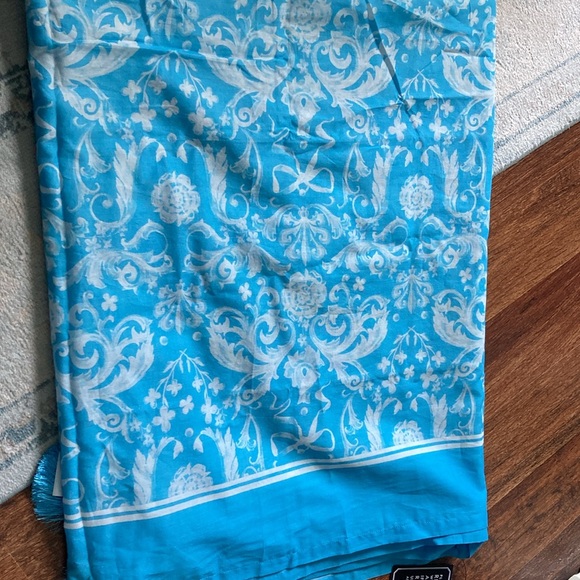 “Regency Porcelain Ribbons Organic Cotton Pareo” by Nicoblu - Picture 6 of 9